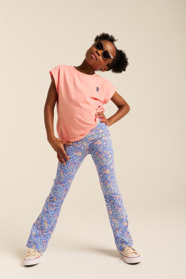 LOOKBOOK SS25 | Strike a pose -