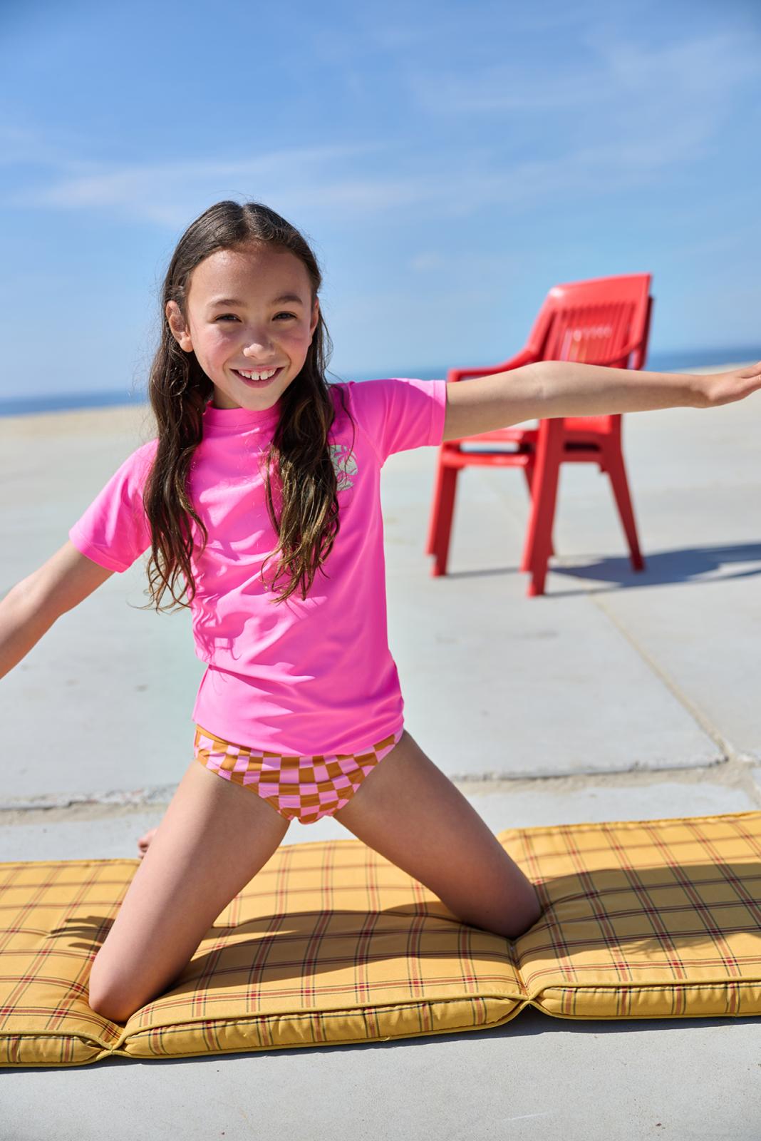 LOOKBOOK SS25 | Surf! -
