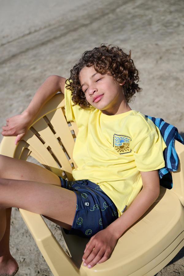 LOOKBOOK SS25 | Catching some sunlight -